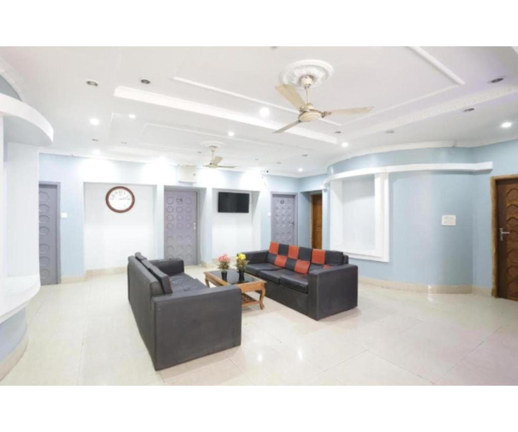 Day S Inn Luxury Stay Near Care Hospital In Budget Friendly Price Best Seller Bhubaneswar Exterior photo