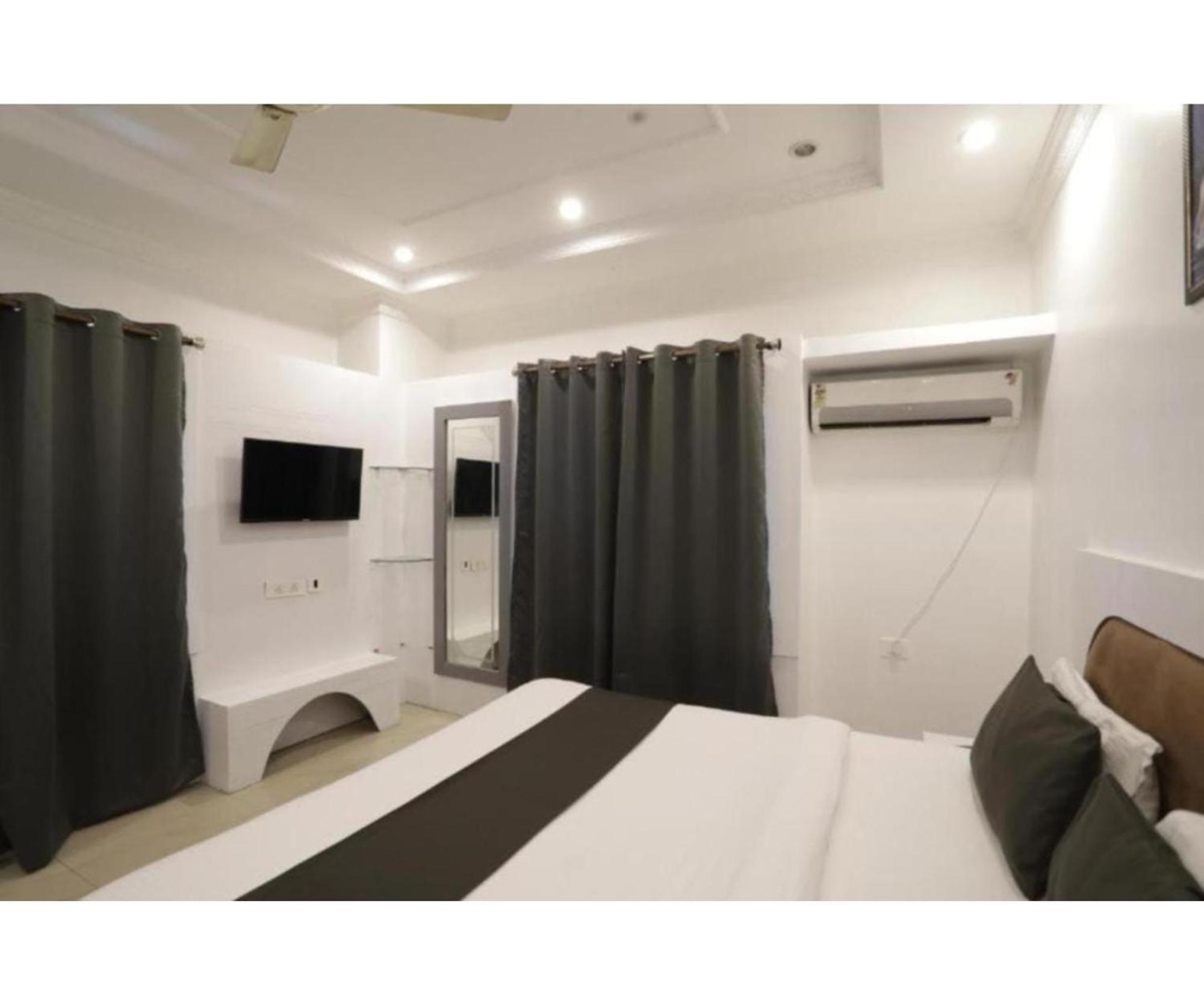 Day S Inn Luxury Stay Near Care Hospital In Budget Friendly Price Best Seller Bhubaneswar Exterior photo