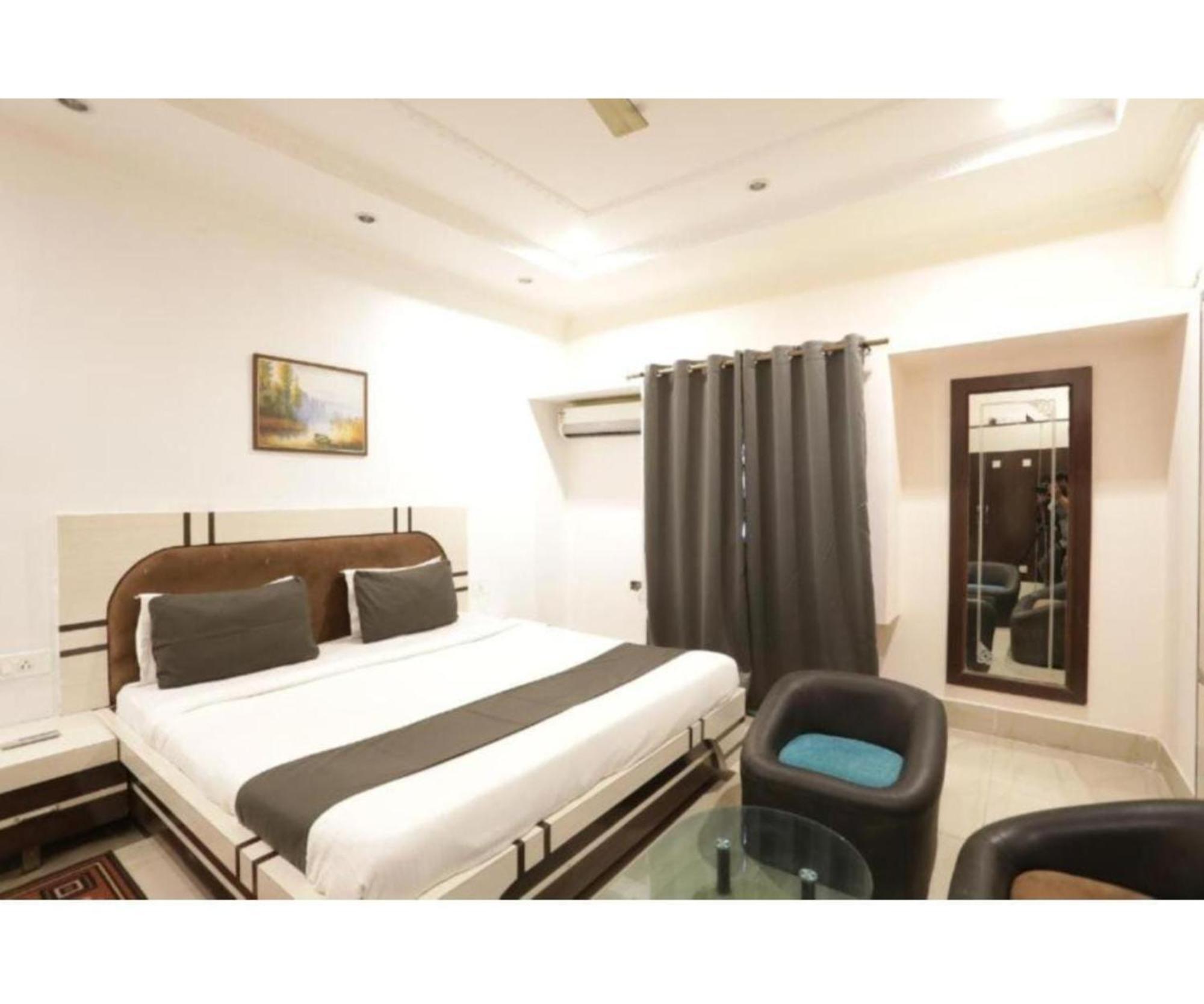 Day S Inn Luxury Stay Near Care Hospital In Budget Friendly Price Best Seller Bhubaneswar Exterior photo